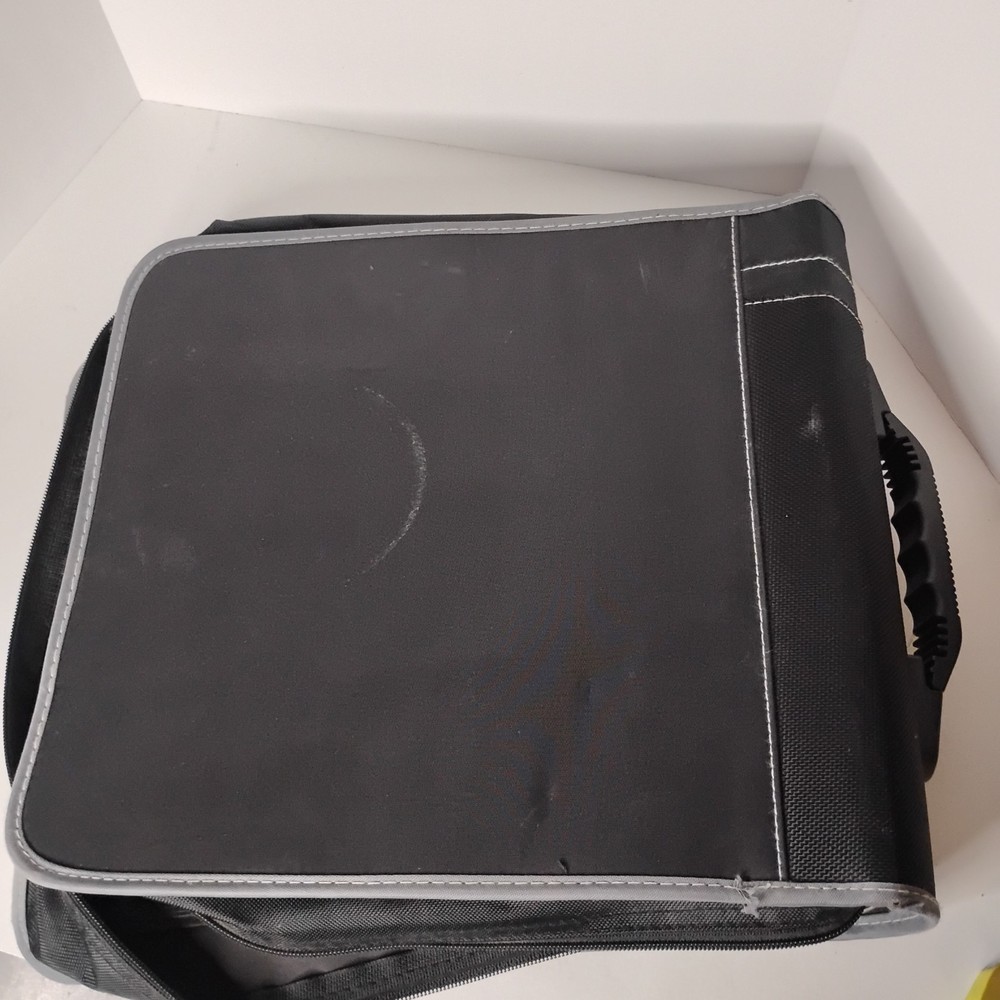 Targus Matrix 320 CD, DVD, Blu Ray, Video Game Storage Case