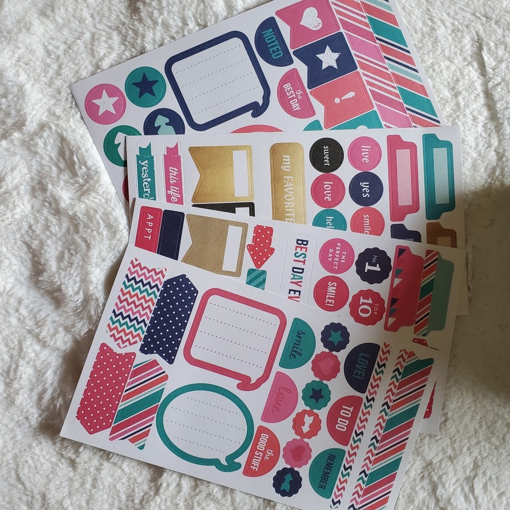Recollections 12 Month Undated Planner Read Description