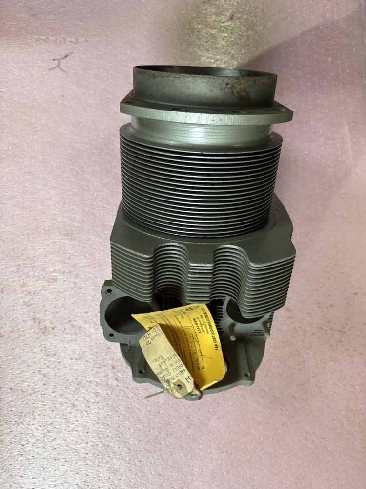 Continental IO-470 Cylinder