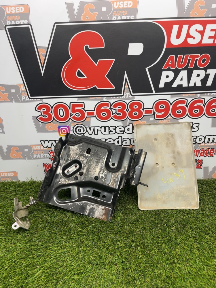 18 ROGUE EXCEPT SPORT Battery Tray