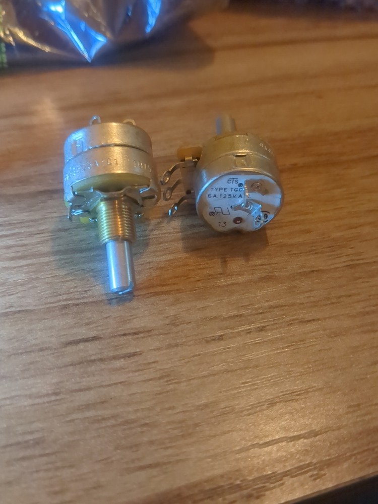CTS Rotary Power Switch 3A 125v  (O-4)