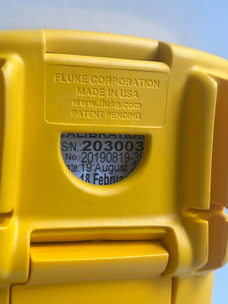 Fluke 717-5000G Pressure Calibrator