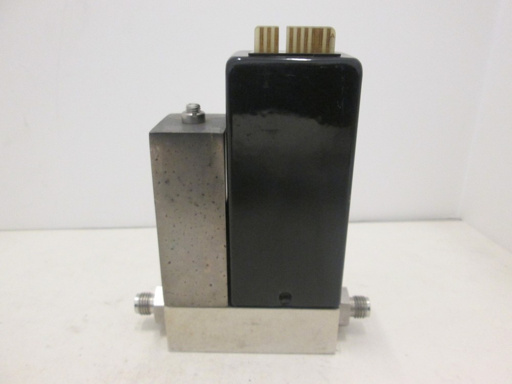 Unit UFC-1100, Mass Flow Controller MFC, O2, 10 SLM, Used