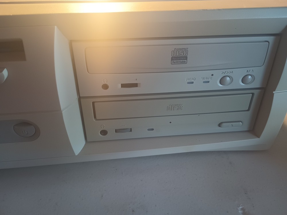 HP Vectra VLi8 Hewlett Packard