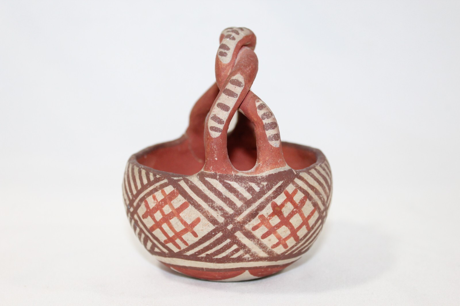 Antique Isleta Pueblo Pottery 4.5" Friendship Basket Bowl Olla Twisted Handle