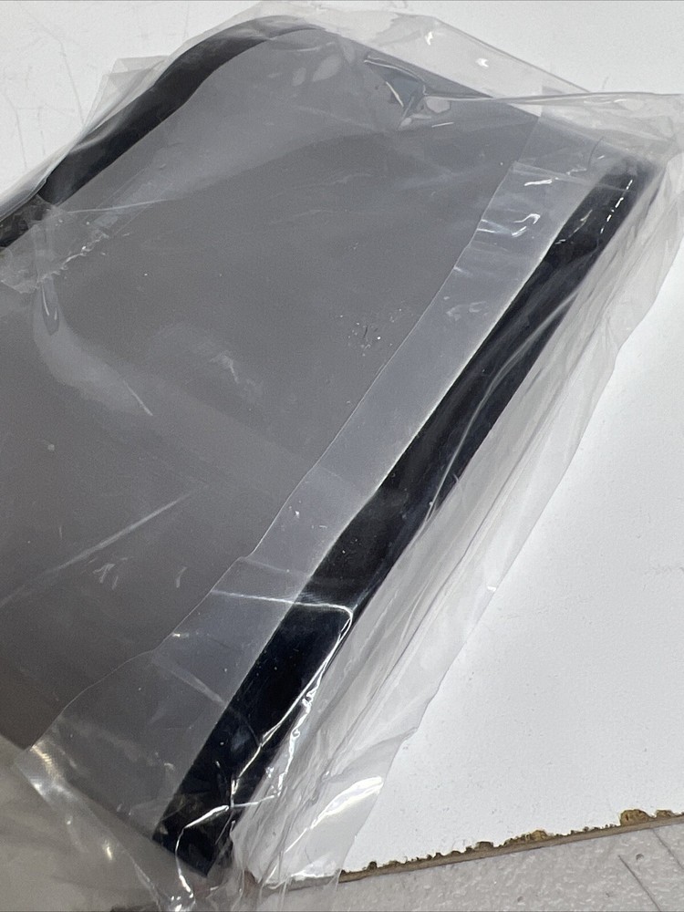 Barco WePresent WiPG-1600 ***NEW OPEN BOX***