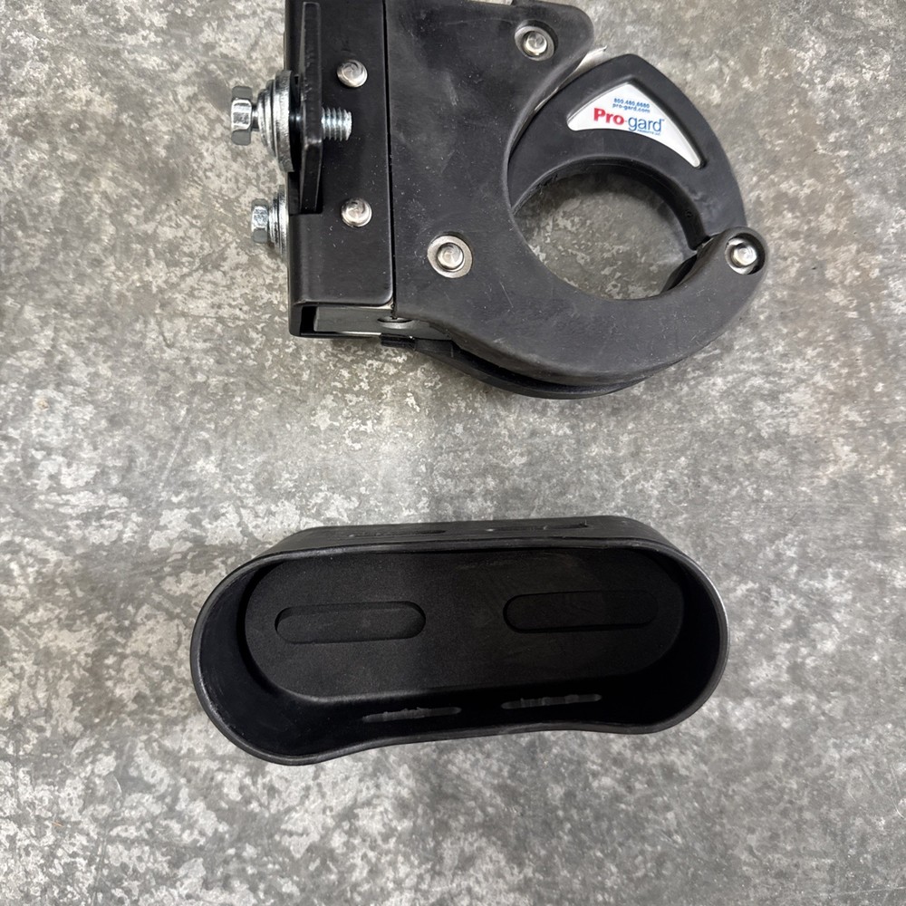 Pro-gard Rifle, Shotgun, Locking Gun Mount