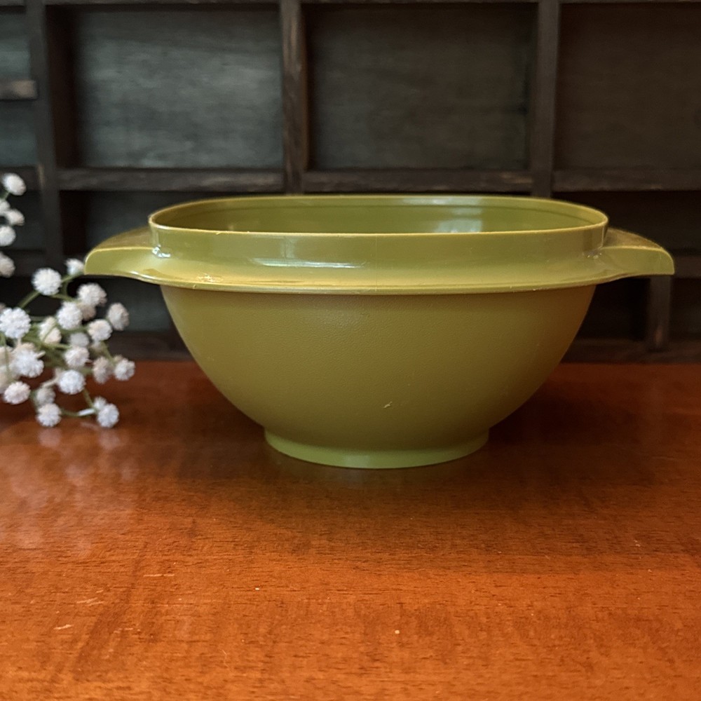 Tupperware 840-3 Square Sunburst Servalier Square Green Replacement Bottom Only