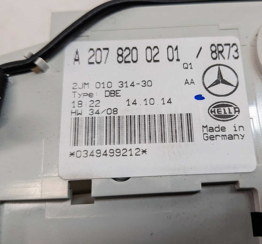 2015 MERCEDES E400 CONV A207 FRONT INTERIOR DOME MAP READING LIGHT LAMP (Beige)