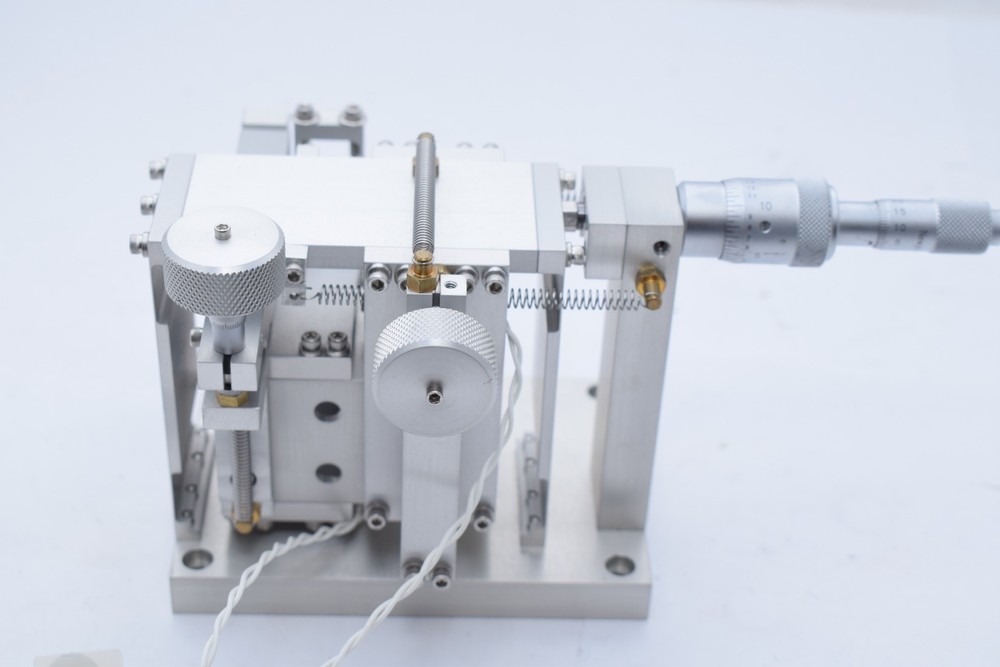 NRC ED014633-A-00 XYZ Axis Linear Slide Micrometers
