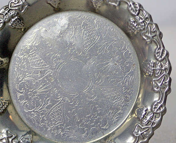 Embossed Silver Plated Etched Grape & Vine Wine Bottle Coaster