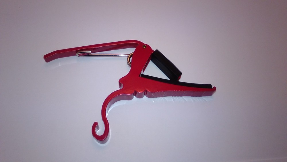 RED GUITAR CAPO METAL