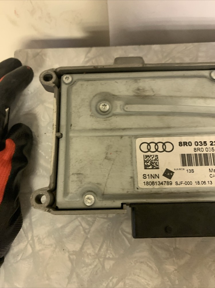 2014 AUDI Q5 AMPLIFIER CONTROL MODULE STEREO 8R0035223H