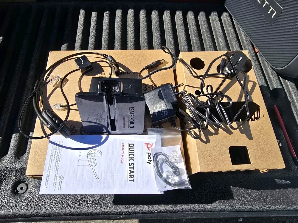Plantronics (Poly) CS540 DECT Wireless Headset (84693-01, 7W073AA#ABA) New