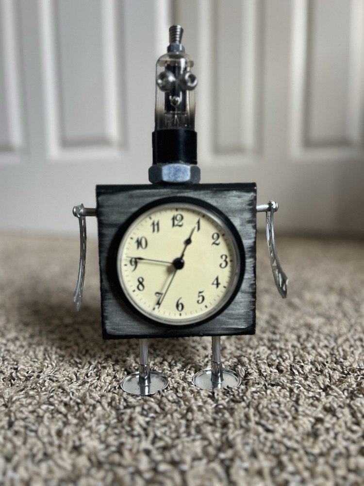 Vintage Steampunk Style Hand Made Clock Bot Robot Clock Working
