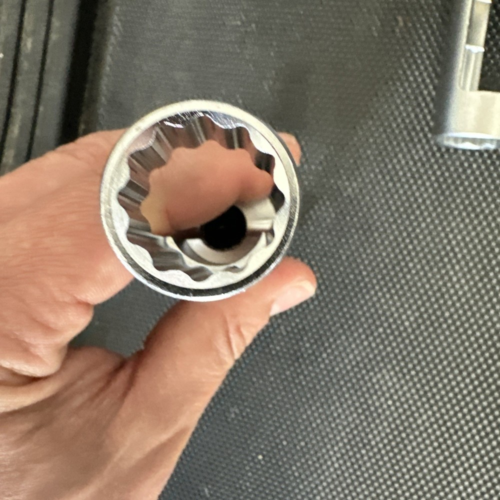 Schwaben - Strut Nut Socket - 19mm