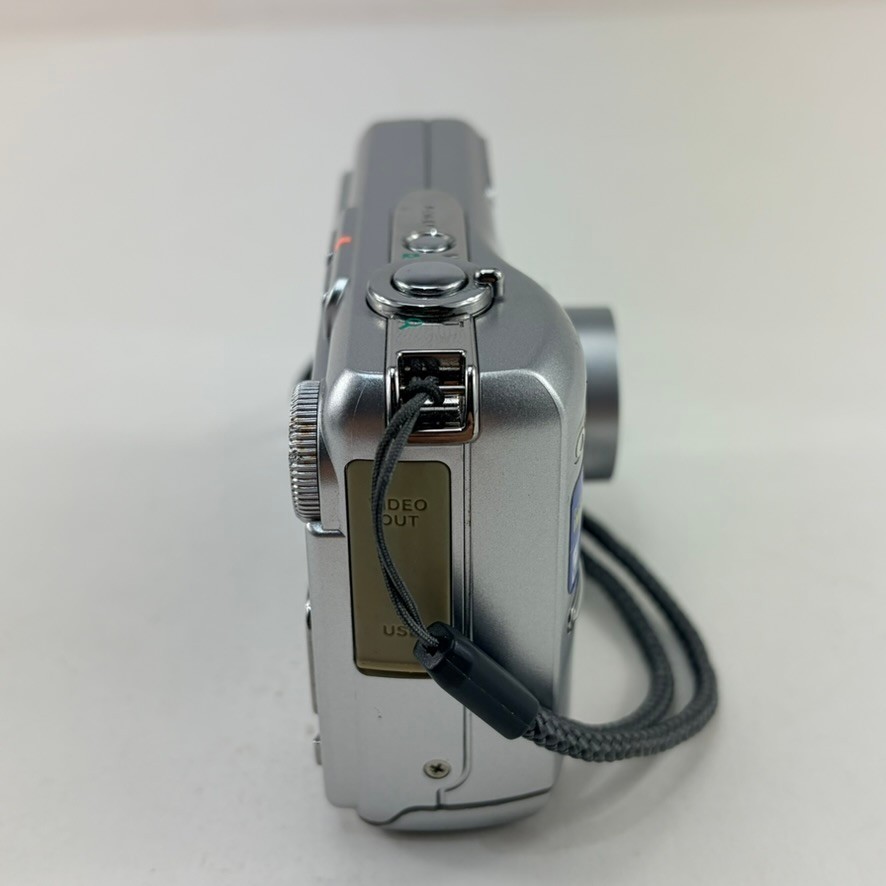 Olympus FE-210 7.1MP Digital Camera with Strap, Memory, & Extras - Tested Works