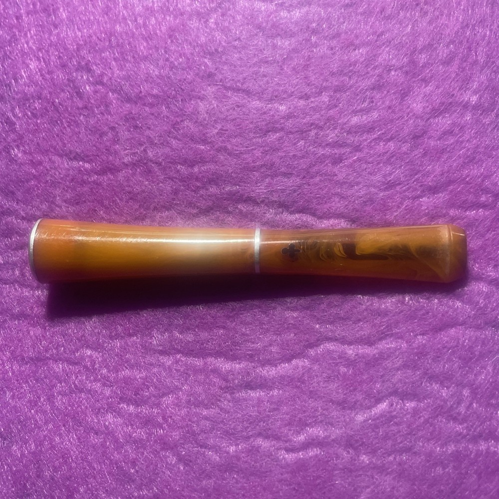 Vintage Bakelite Cigarette Holder