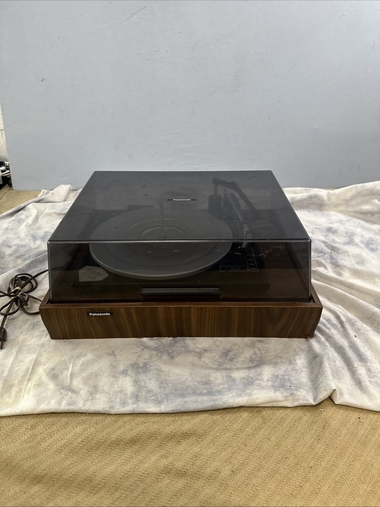 Panasonic RD-7703D Record Player Automatic Turntable
