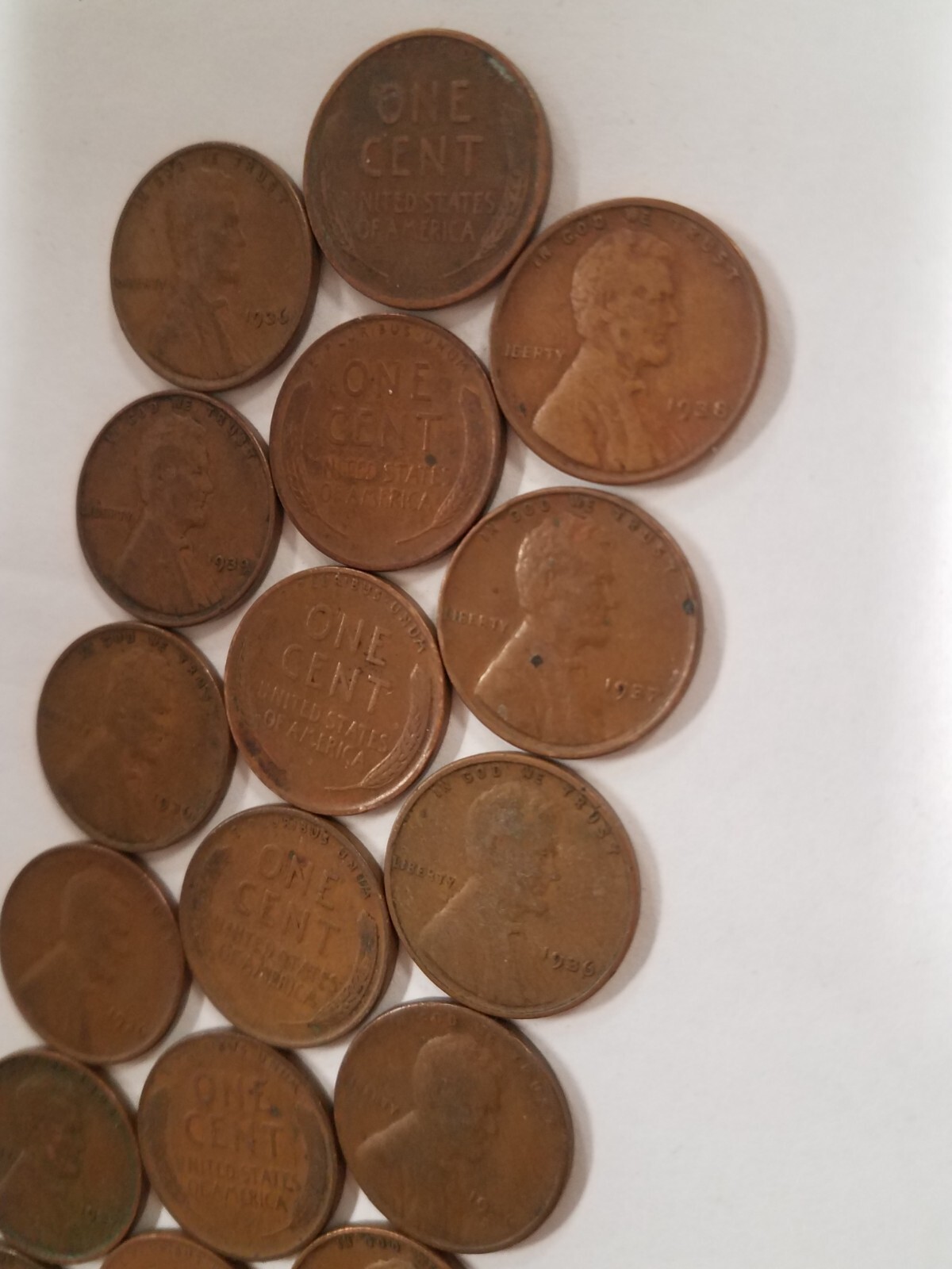 1323039M84018 LOT OF 18 WHEAT PENNIES LINCOLN CENT COINS 1930-1939 85+ YEARS OLD