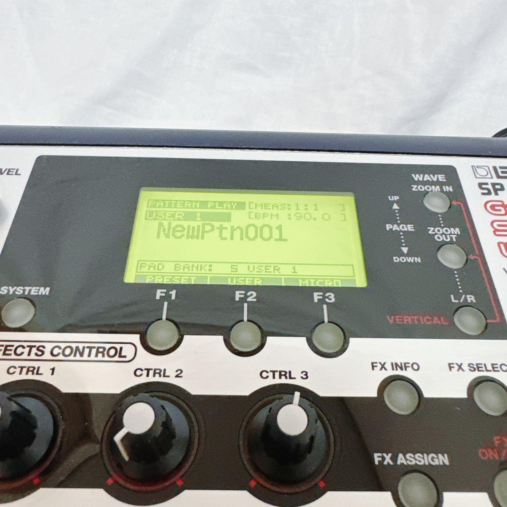 BOSS SP-505 Roland Groove Sampling Workstation Sampler Looper Drum Machine Japan