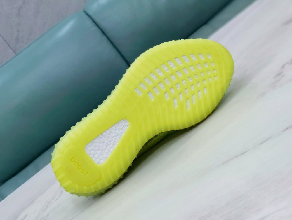 EG5293 Yeezy Boost 350 V2 Glow