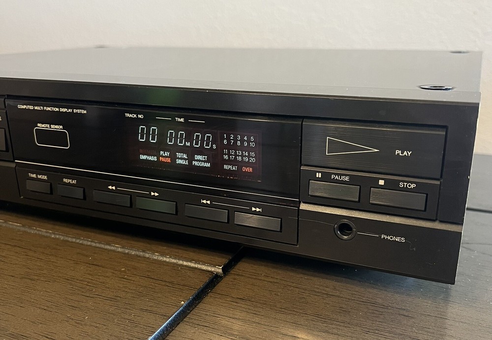 Denon DCD-600 Single Disc PCM Audio Super Linear CD Player - AS IS!