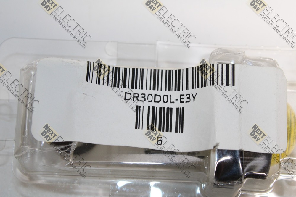 Fuji Electric, DR30D0L-E3Y, Yellow Light Bulb Panel Indicator Pilot 24v LED