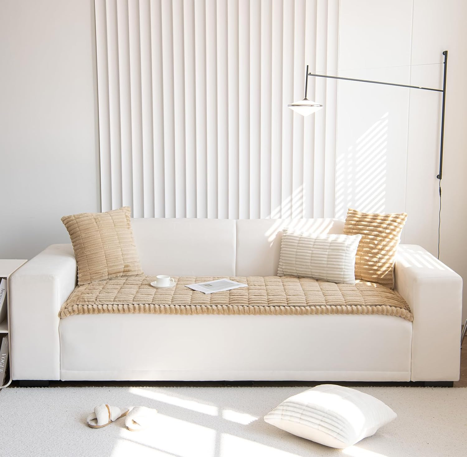 Pet Couch Cover Dogs Washable Non-Slip Couch Protector Pet Friendly Dog Mat for