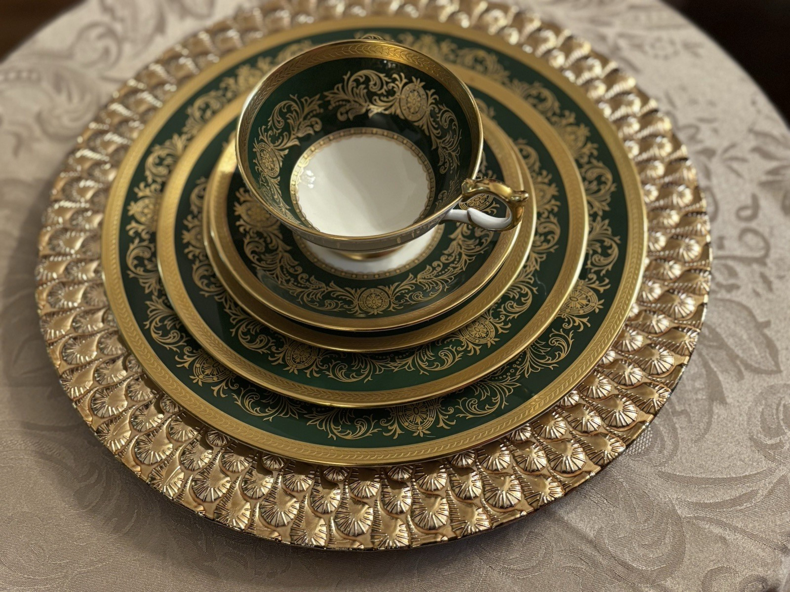 Aynsley Imperial Laurel Green China REDUCED - 5 PIECE SET