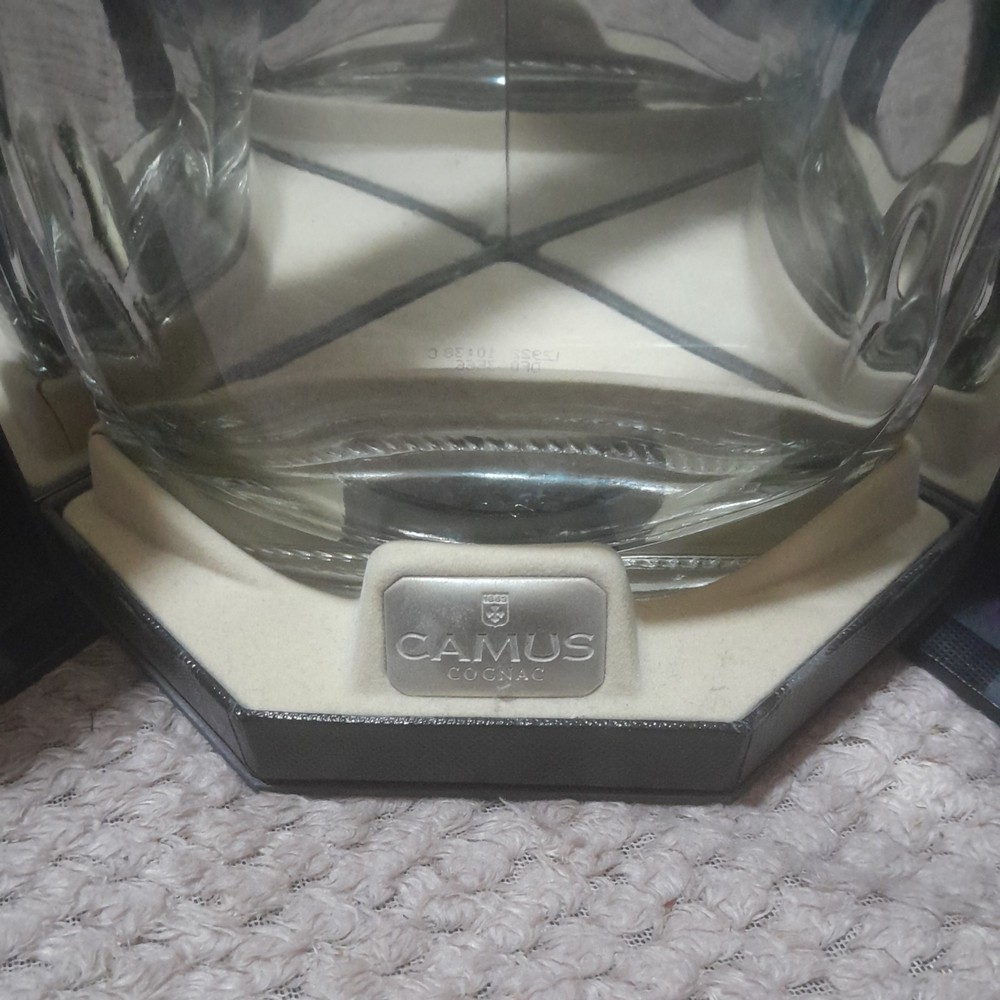 Authentic Empty Camus Extra Cognac Rare Crystal bottle 70cl Excellent Condition