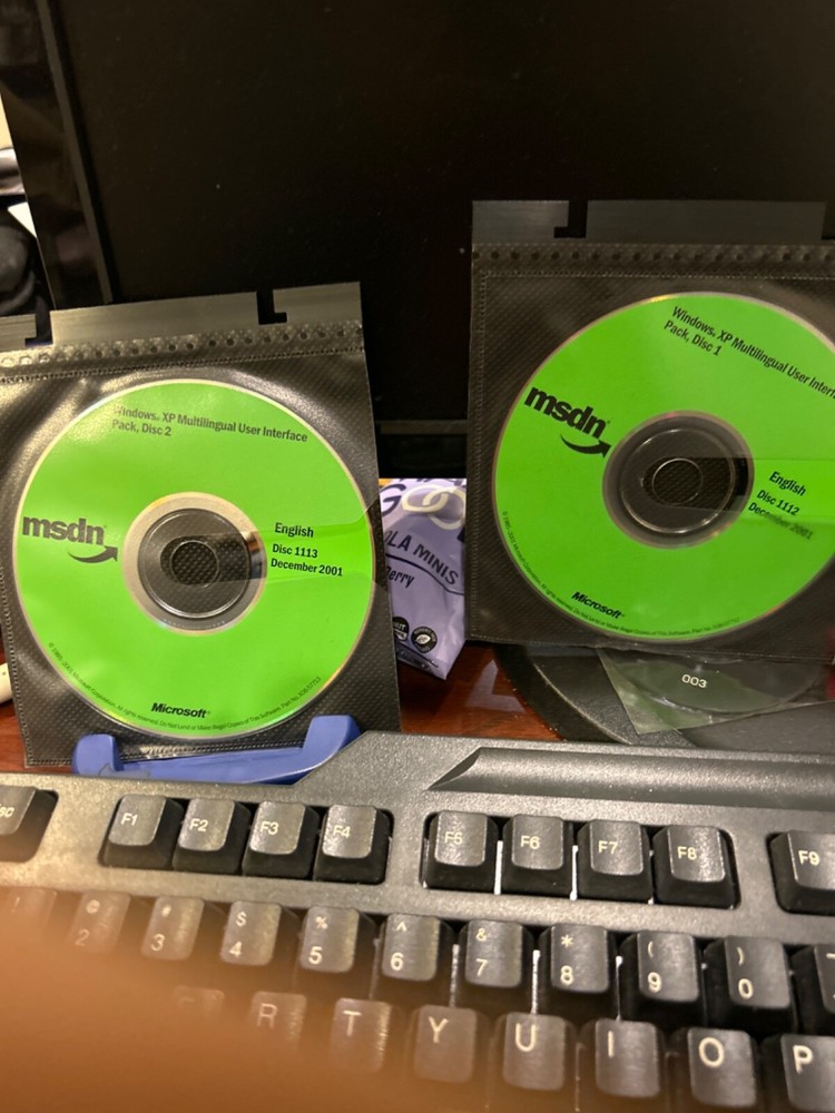 AUTHENTIC NEW RARE Microsoft Windows XP Multilingual User Interface Pack Disk1+2