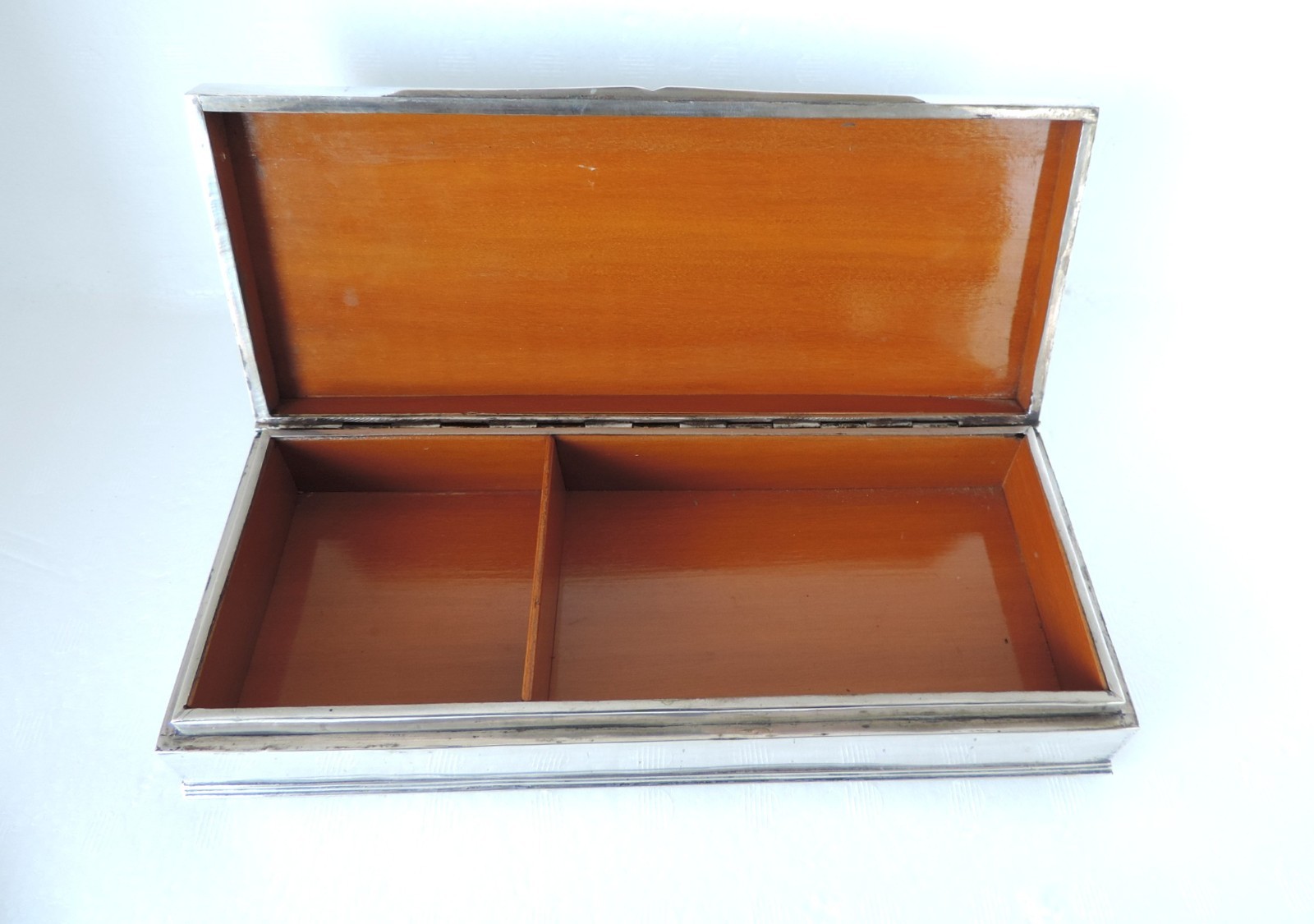 20th Century Thai Siam Sterling Silver & Niello Garuda Box, Bangkok, c.1940 503g