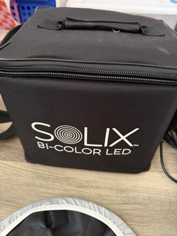 Westcott SOLIX Bi-Color Compact Modeling LED Kit with Case