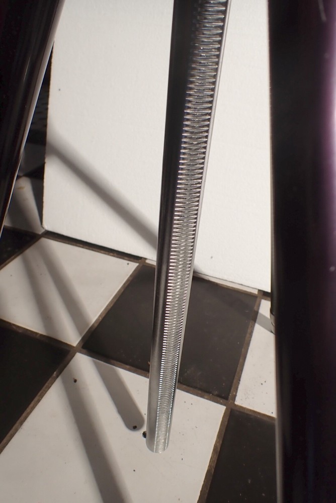 ELEVATOR CHAMP III Tripod , (Range 24"-75")