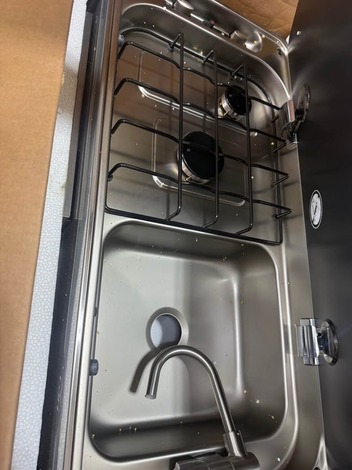 SUBURBAN 3250AST CAN L.S. SLIDE OUTDOOR KITCHEN