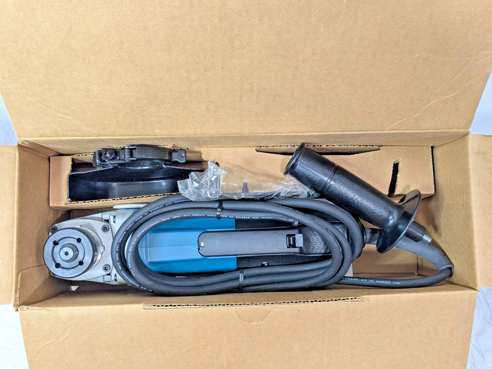 Makita 4‑1/2" SJS Paddle Switch Angle Grinder Corded 9564P