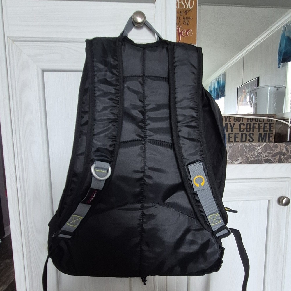 SUBZERO Blue Black Hiking Backpack 5 Pockets Padded Straps Nylon