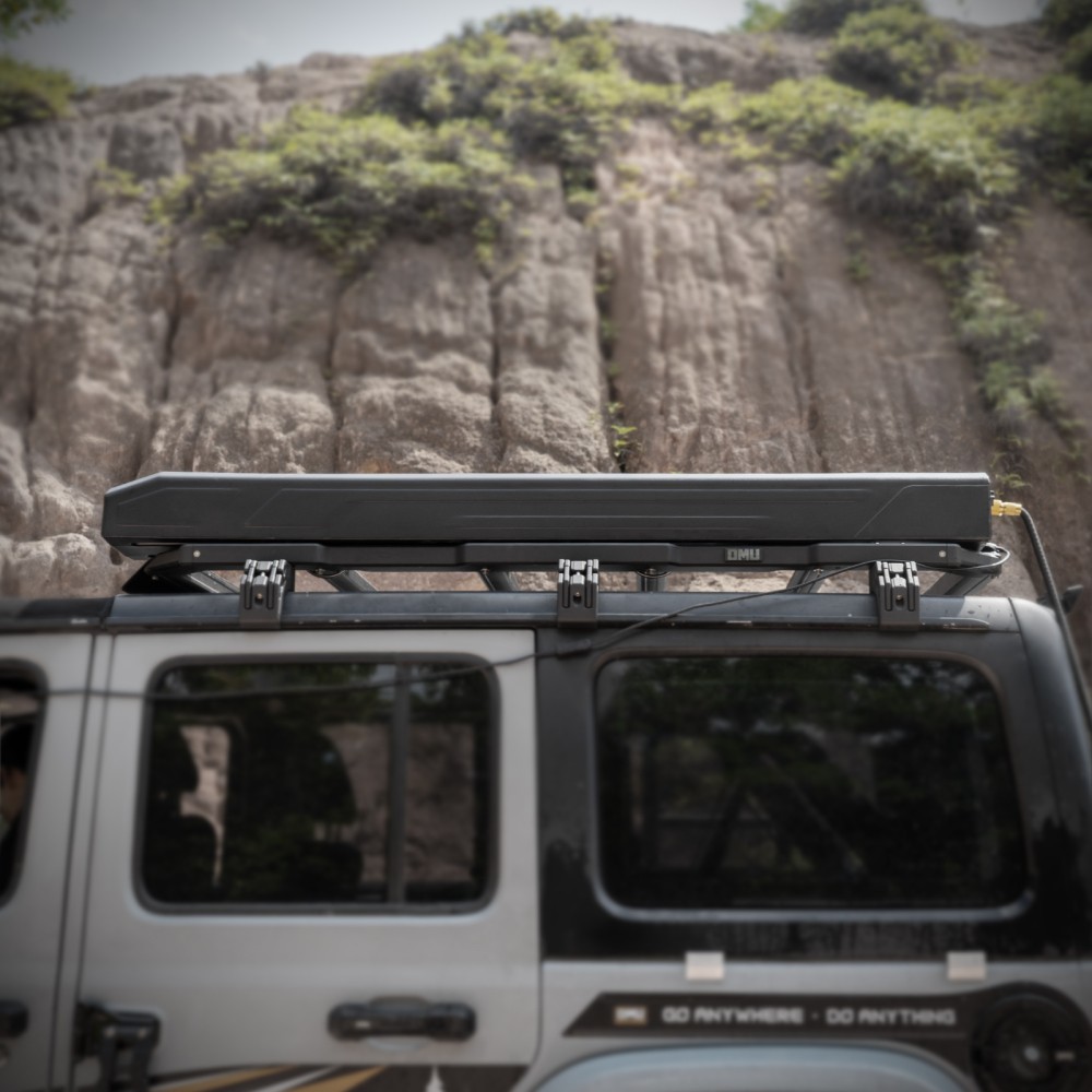 30L Pressurized Car Roof Water Storage Tank Mounted for Camping/Outdoor/Bathing