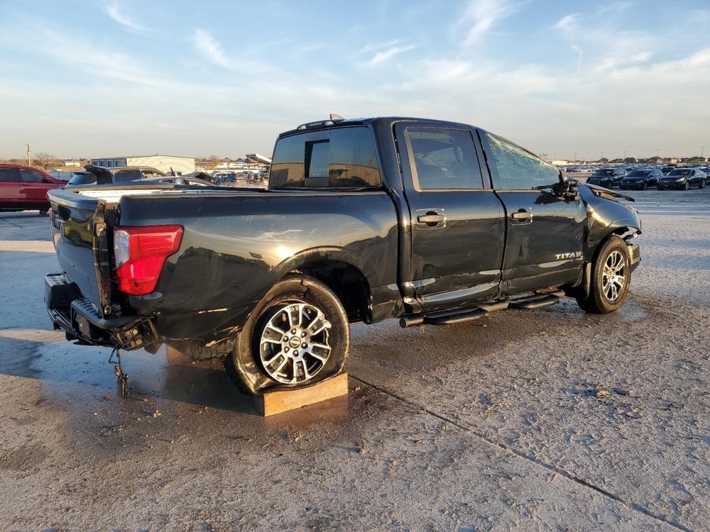 Camera/Projector Camera Front Fits 21-23 TITAN 352893