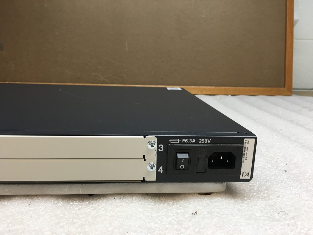 Juniper Networks SSG-140-SH Network Device Firewall VPN Secure Services Gateway
