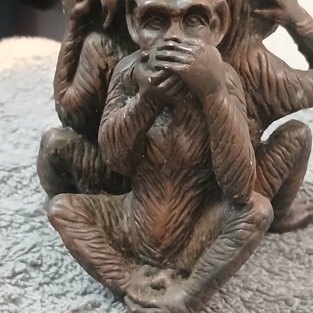Older Monkey Clock Hear No Evil Speak No Evil See No Evil Read