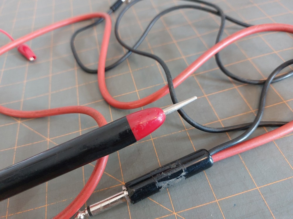 Amphenol High Voltage Probe