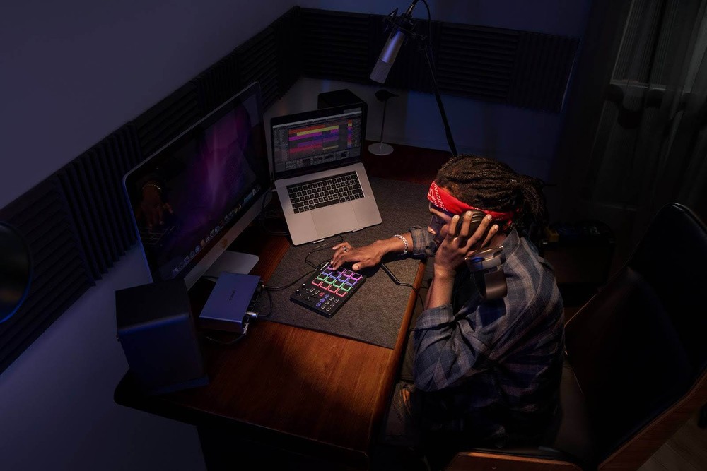 Donner STARRYPAD USB MIDI Pad Beat Maker Drum Machine 2 Assignable Fader Knobs