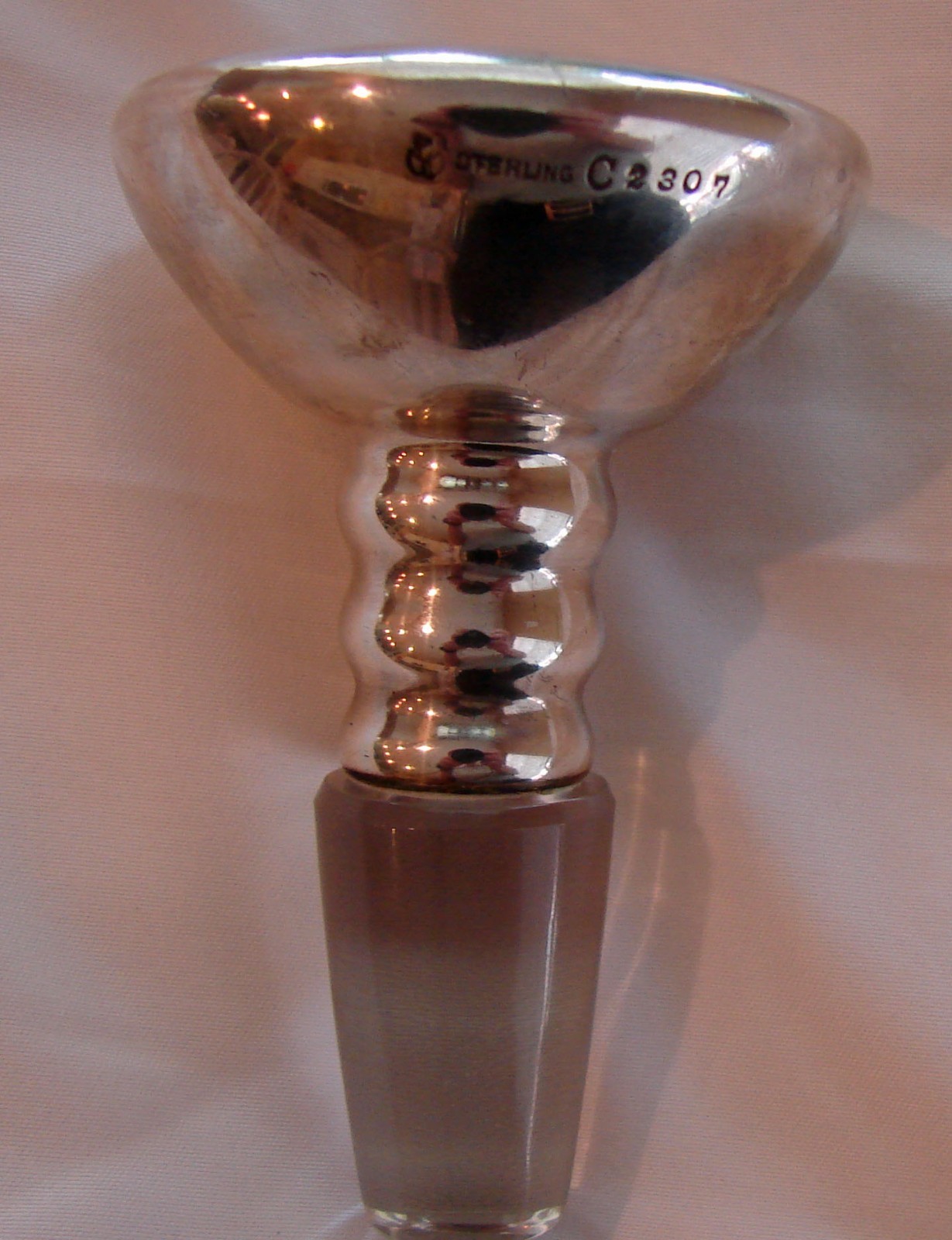 ABP CUT GLASS CRYSTAL AND STERLING SILVER STOPPER