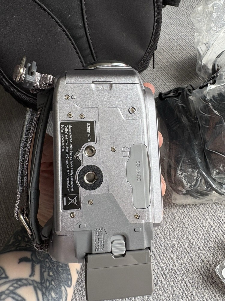 Panasonic VDR-D300 Camcorder + Accessories. Fully Working ✅