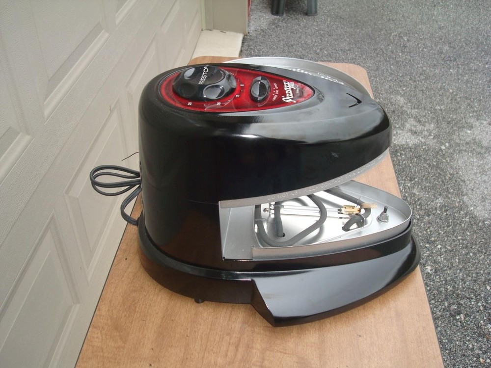 Presto Pizzazz Plus Rotating Pizza Oven 0343003 Dual Element Black Tested - Nice
