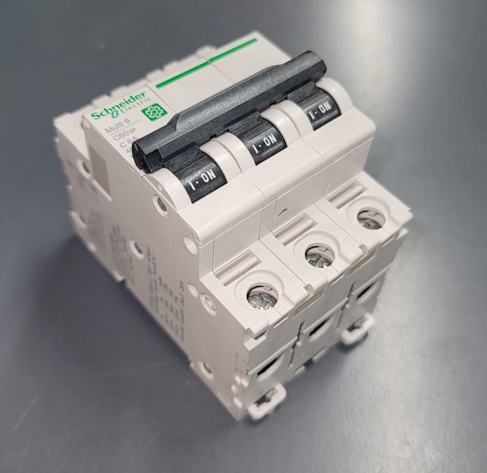 M9F22306 Square D - New