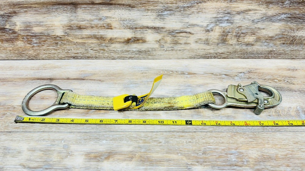 3M DBI Sala 1231117 1.5ft D-Ring Extension With Snap Hook