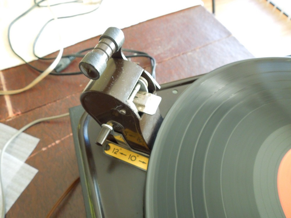 Garrard Model RC 88/4 Phonograph Record Player Turntable